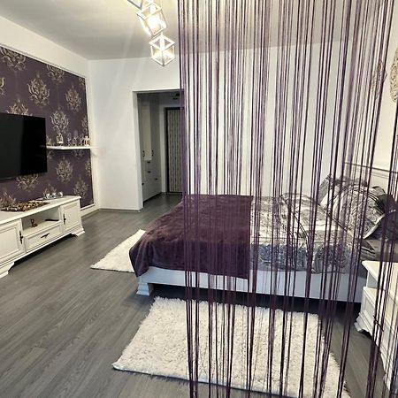 Etoile Studio Braşov Exteriör bild